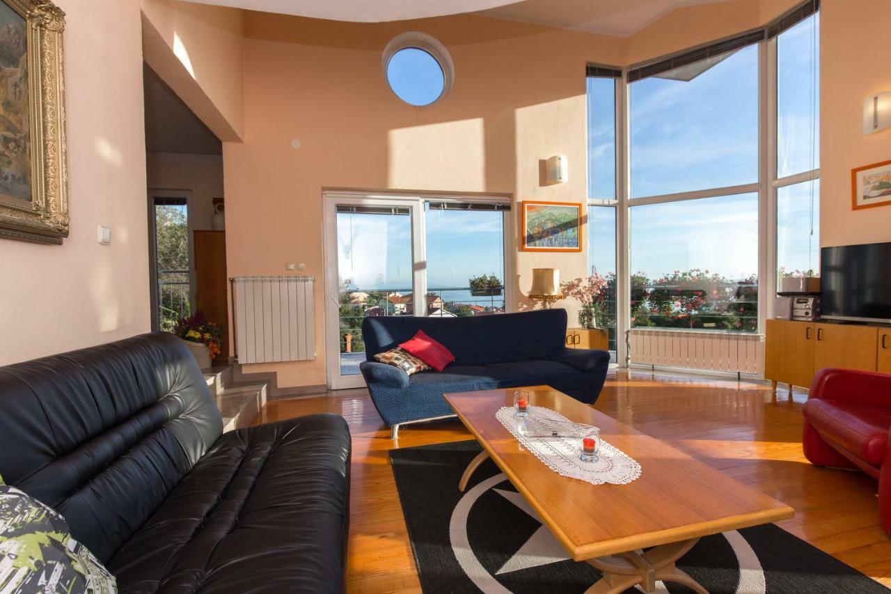 Apartments Bellavista Matulji Eksteriør billede